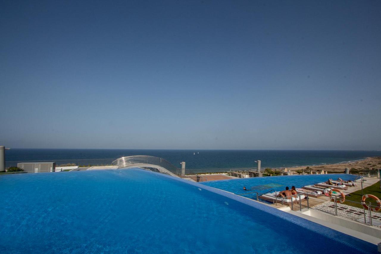 Infinity Luxury Sea View Apartment With Private Garden Arenales del Sol Zewnętrze zdjęcie