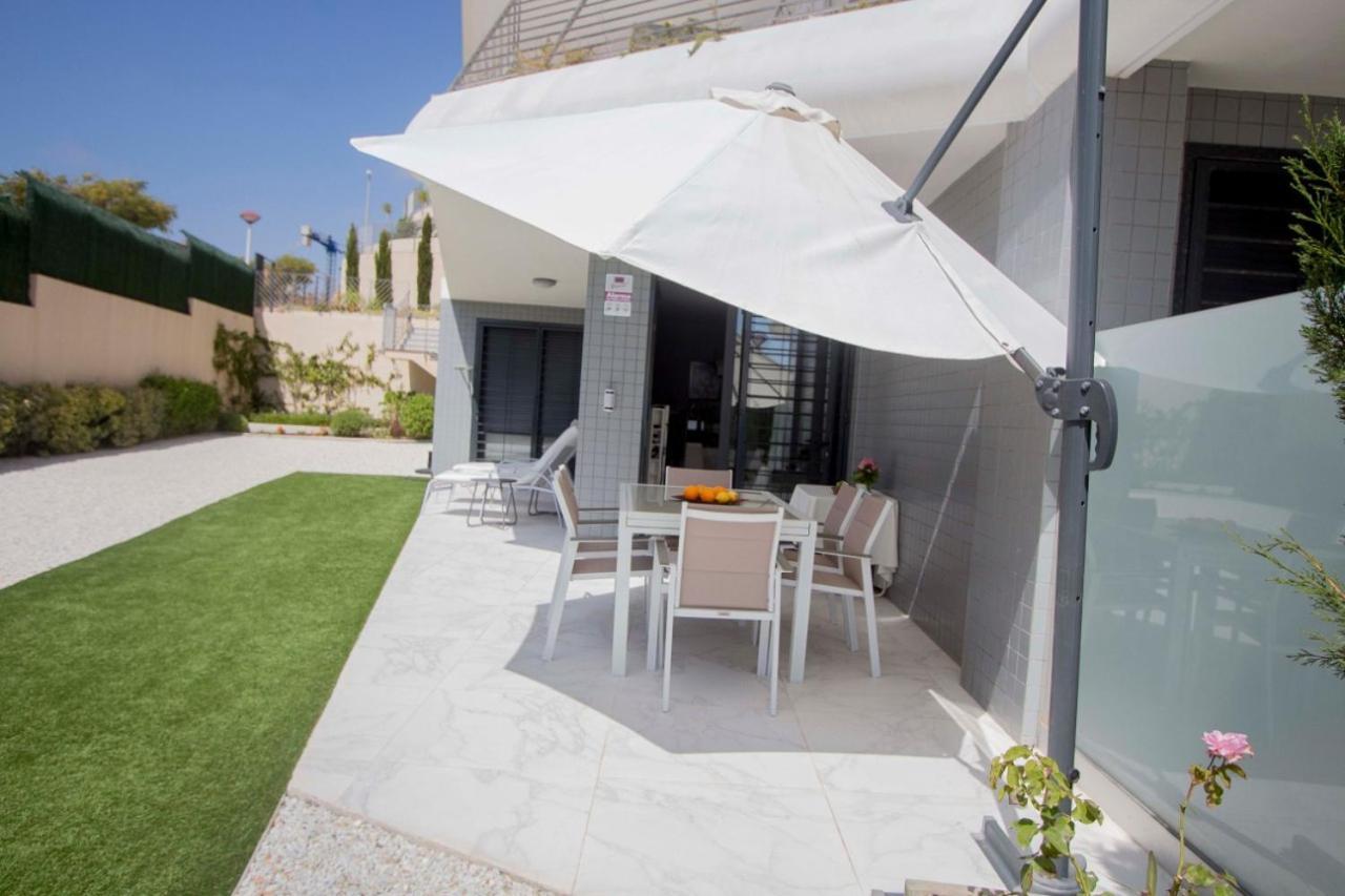 Infinity Luxury Sea View Apartment With Private Garden Arenales del Sol Zewnętrze zdjęcie